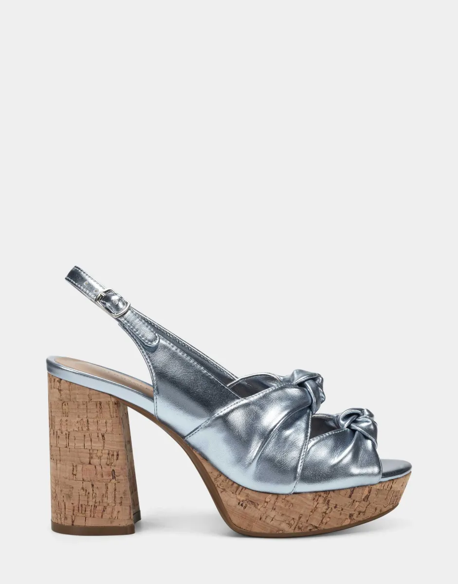 Nadia sold by AEROSOLES