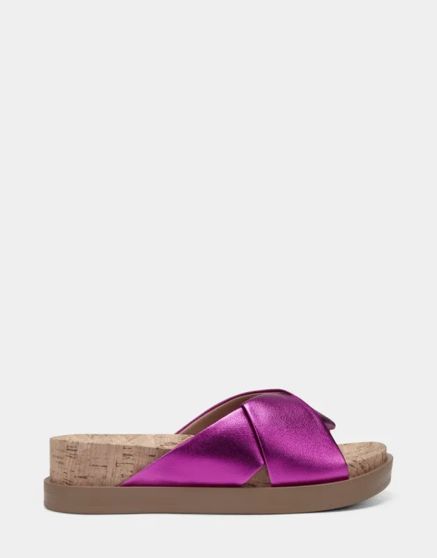 Baily sold by AEROSOLES