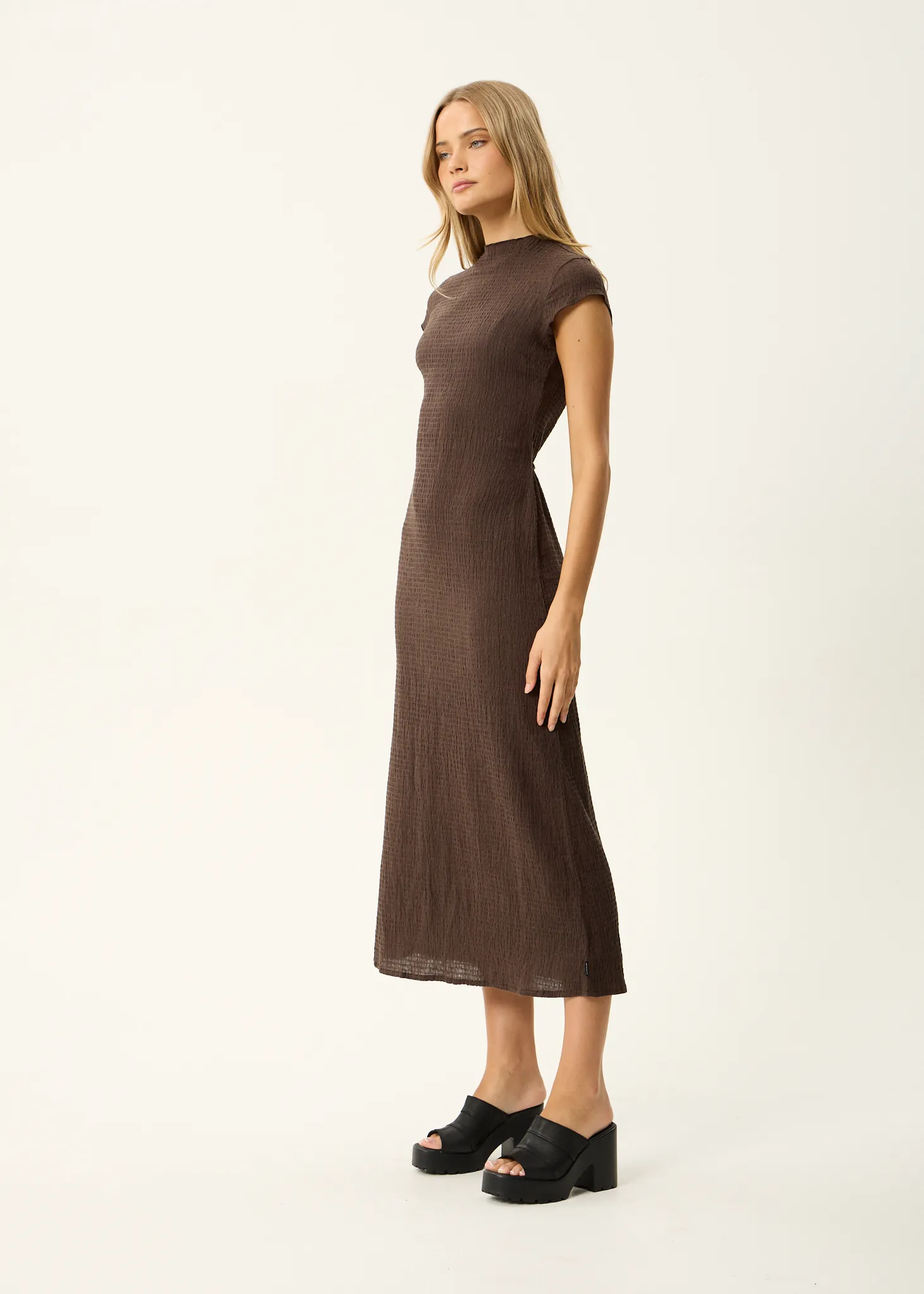 AFENDS Womens Focus Elodie - Seersucker Midi Dress - Coffee sold by Afends product image thumbnail 3