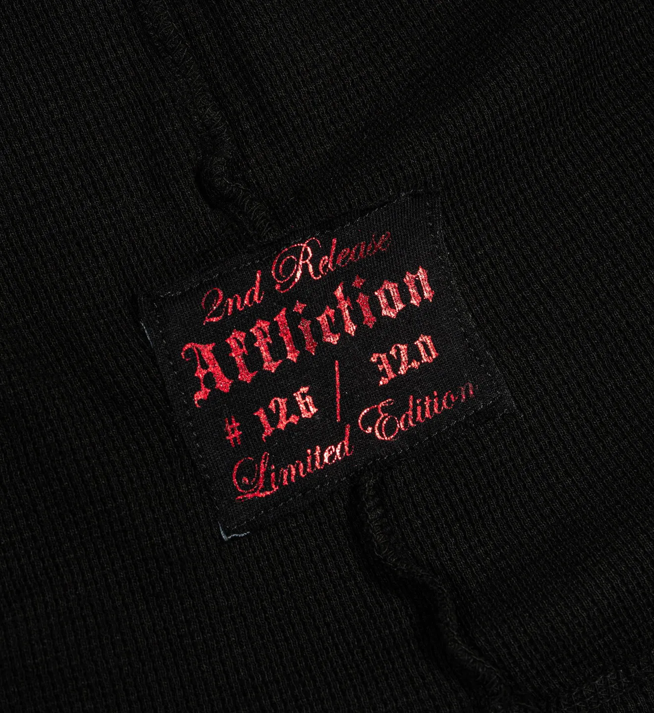 Night Screamer LS Thermal sold by Affliction product image thumbnail 4