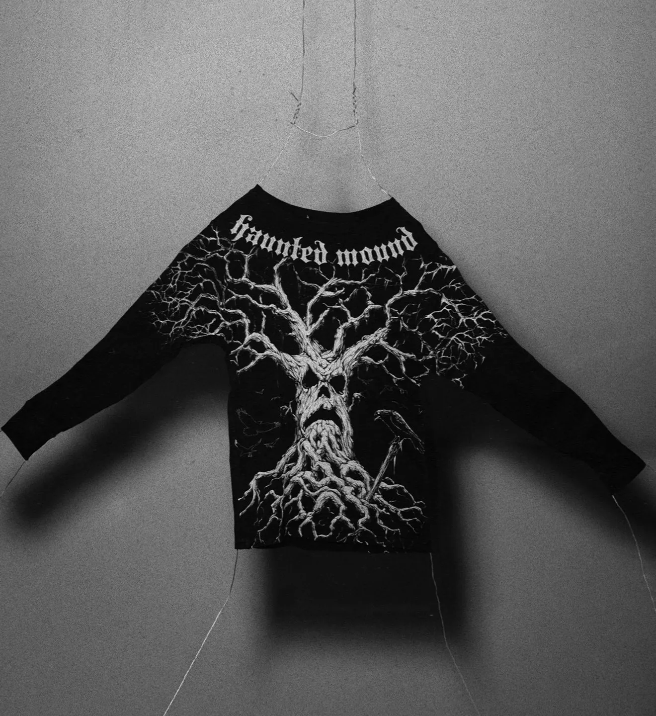 Harold Thermal sold by Affliction product image thumbnail 2