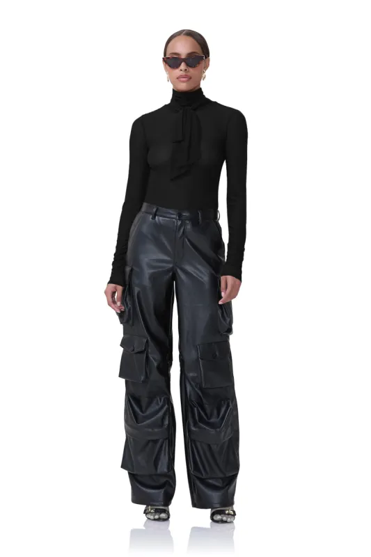 Julien Top - Noir sold by AFRM