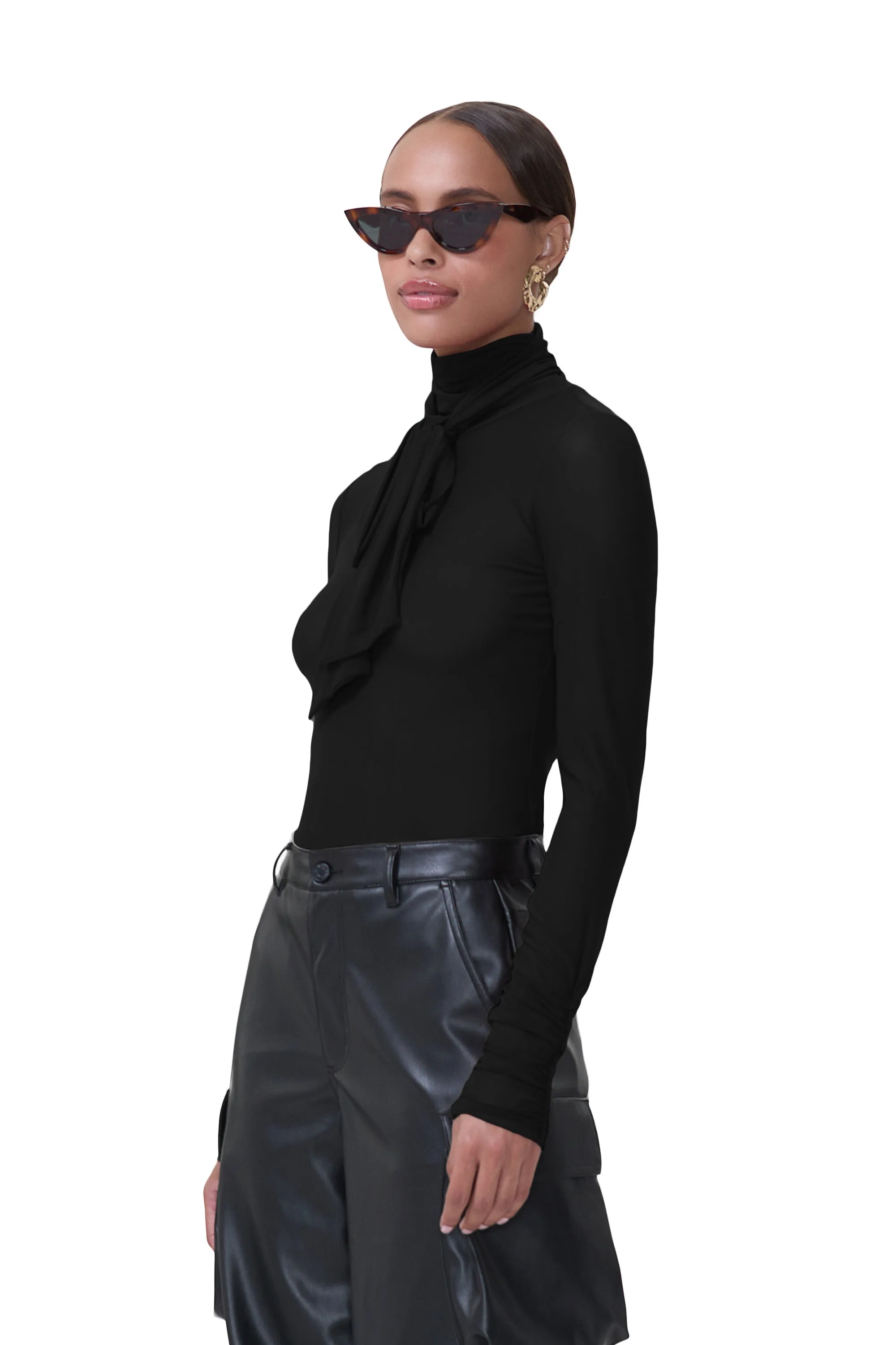 Julien Top - Noir sold by AFRM product image thumbnail 2