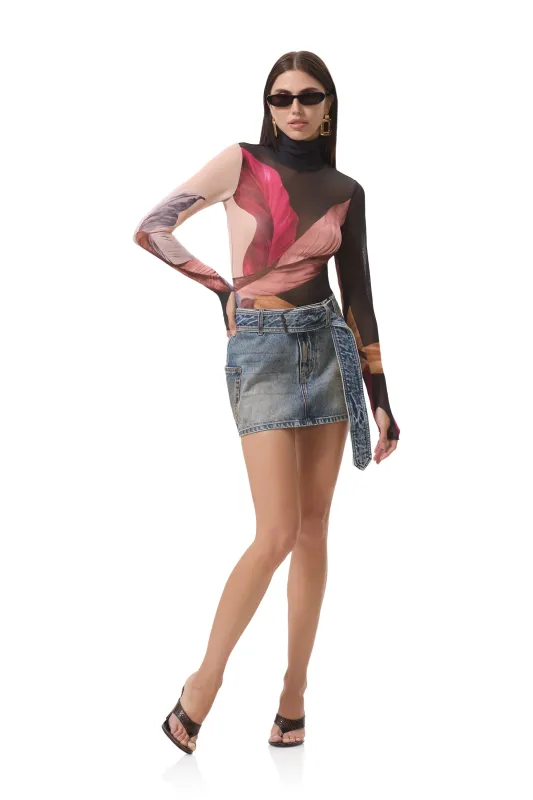 Zadie Top - Feather Fan sold by AFRM