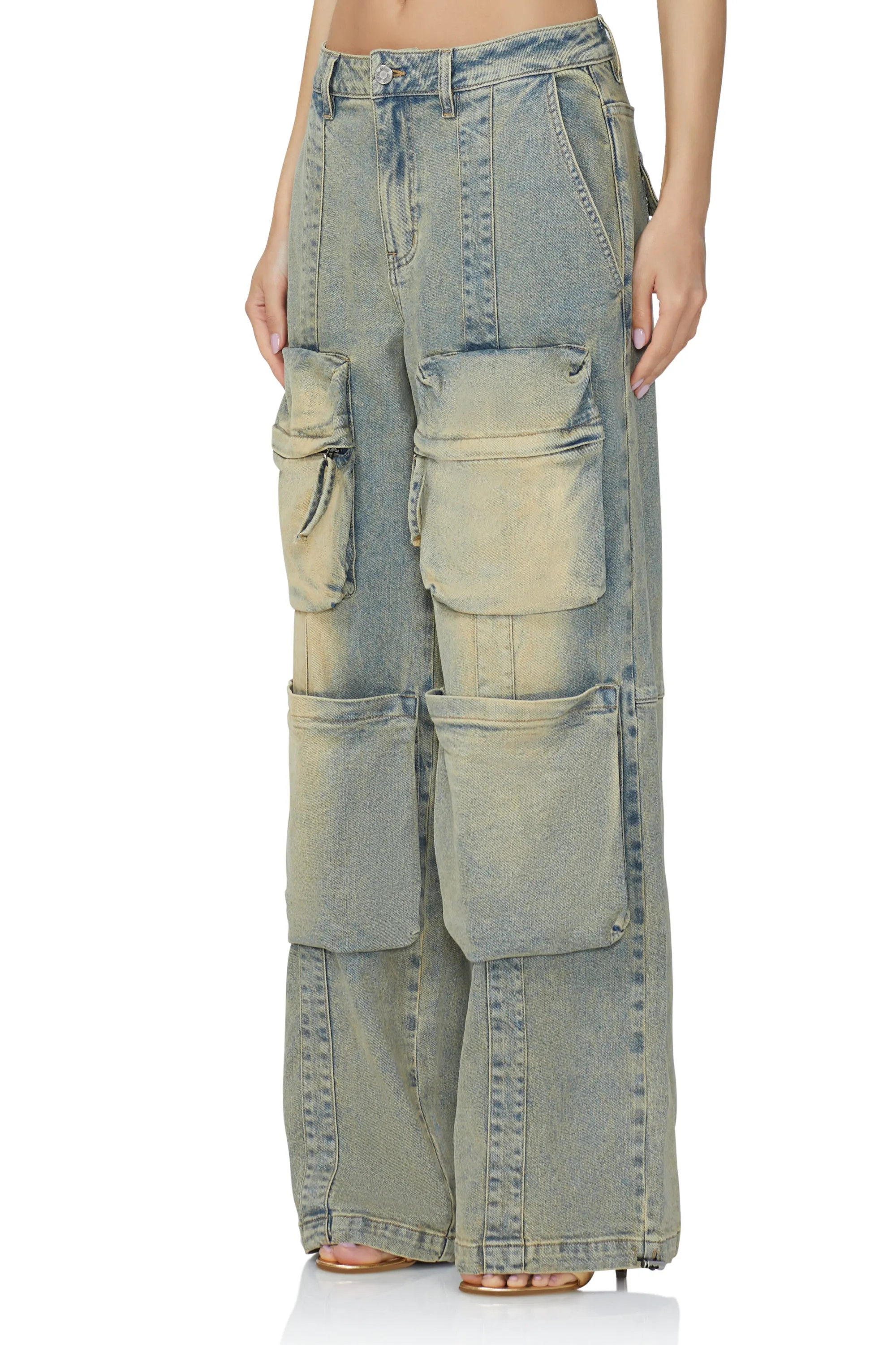 Collins Cargo Pant - Mellow Tint Wash sold by AFRM product image thumbnail 3