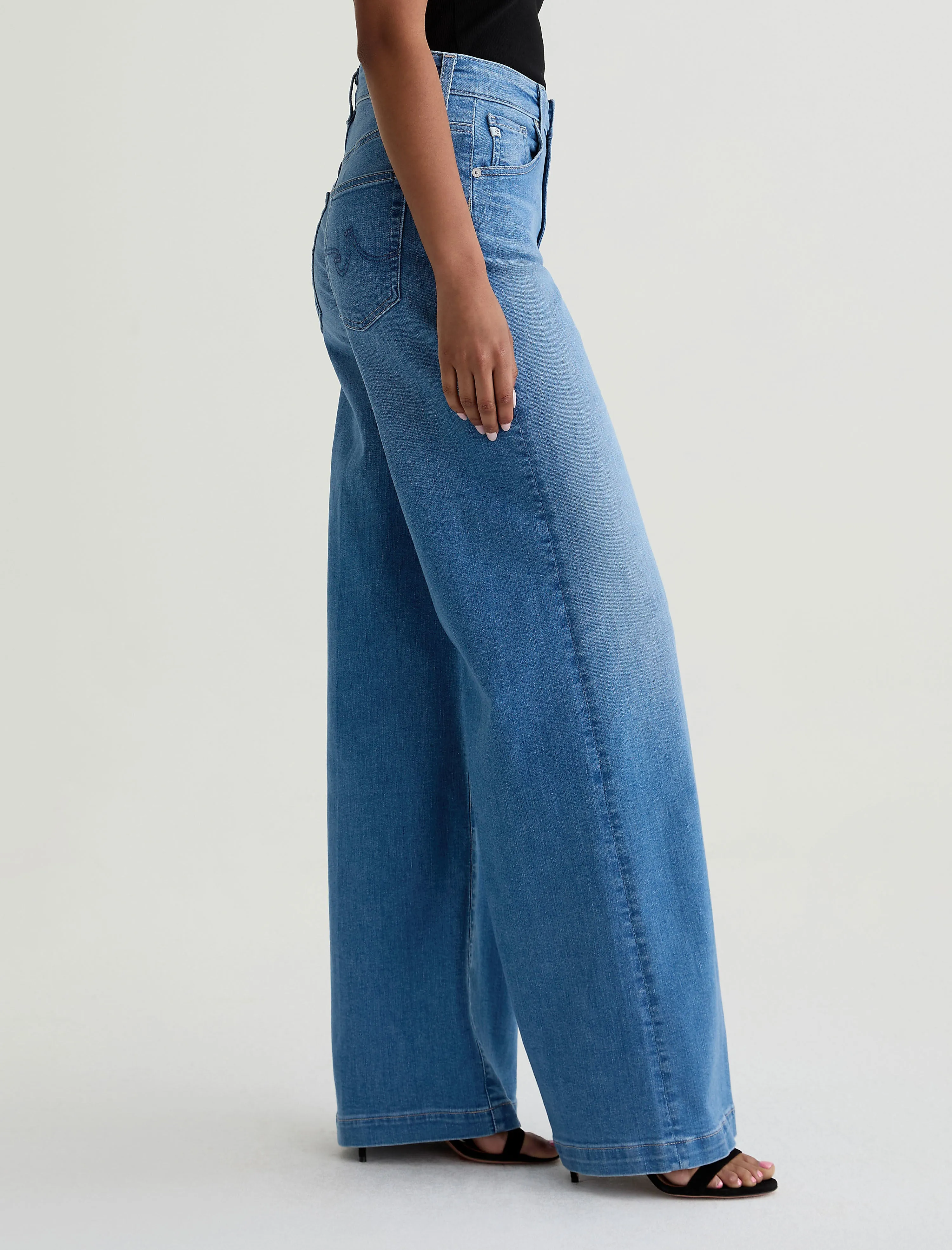 Deven Jean sold by Adriano Goldschmied product image thumbnail 5