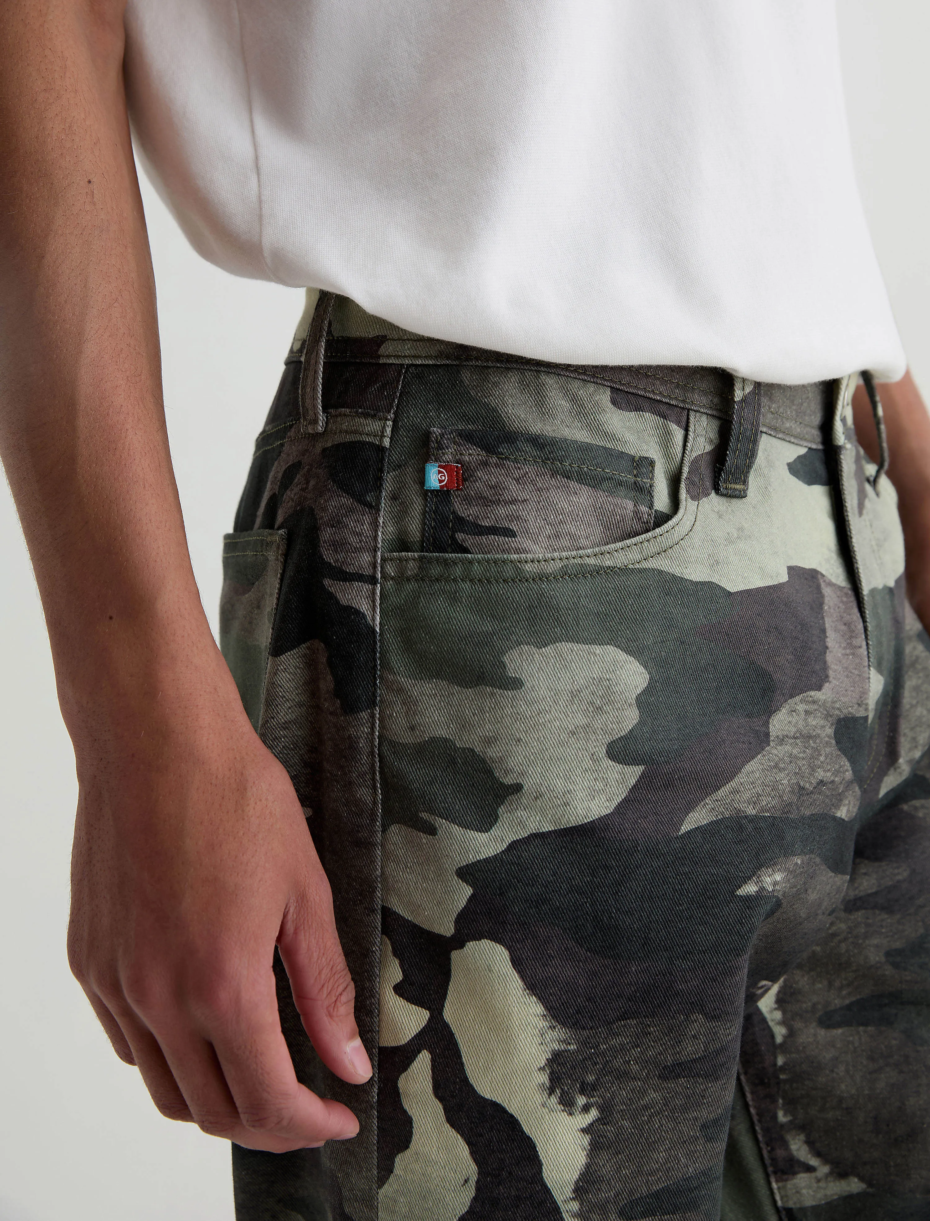 Everett SUD sold by Adriano Goldschmied product image thumbnail 4