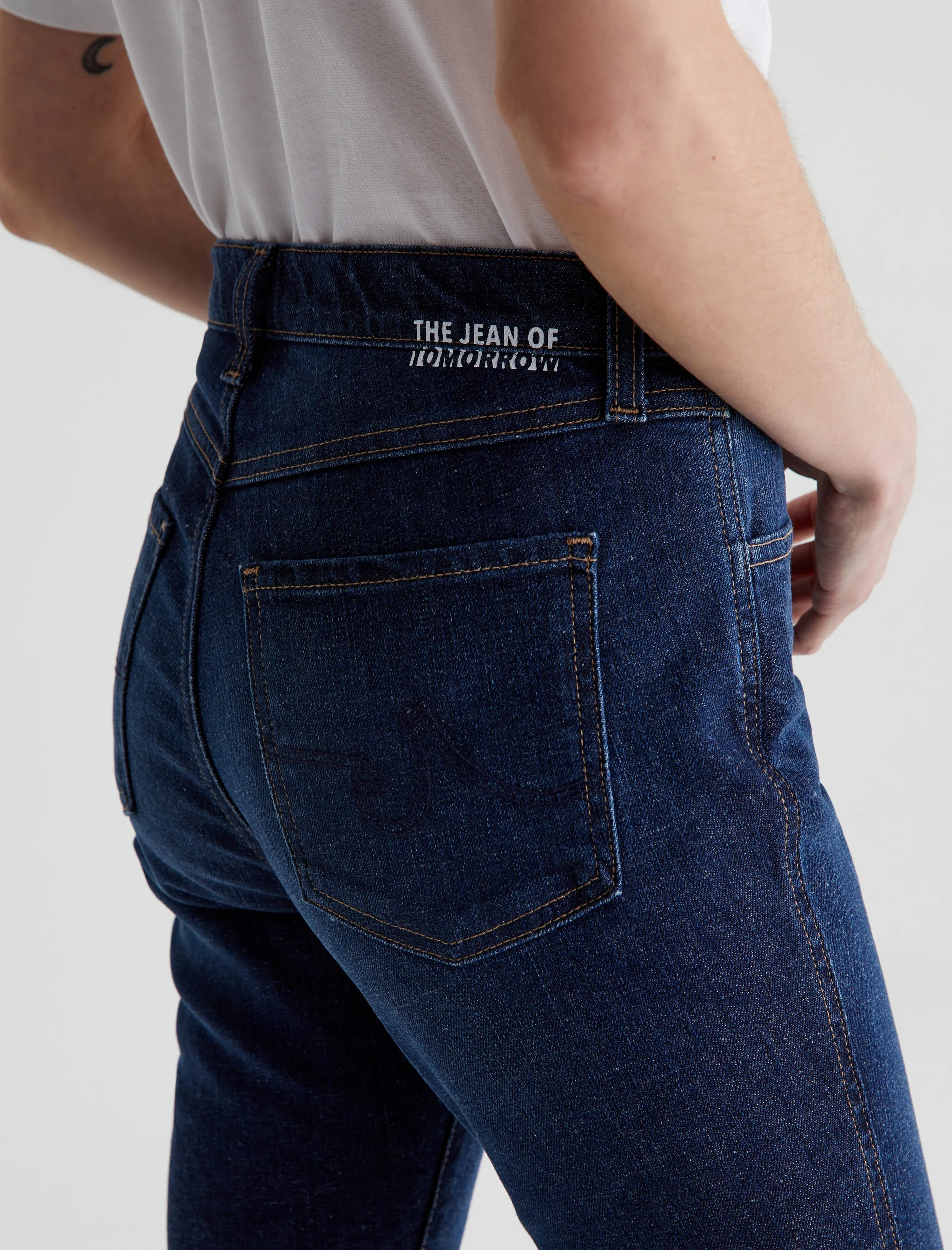 Naomi sold by Adriano Goldschmied product image thumbnail 5