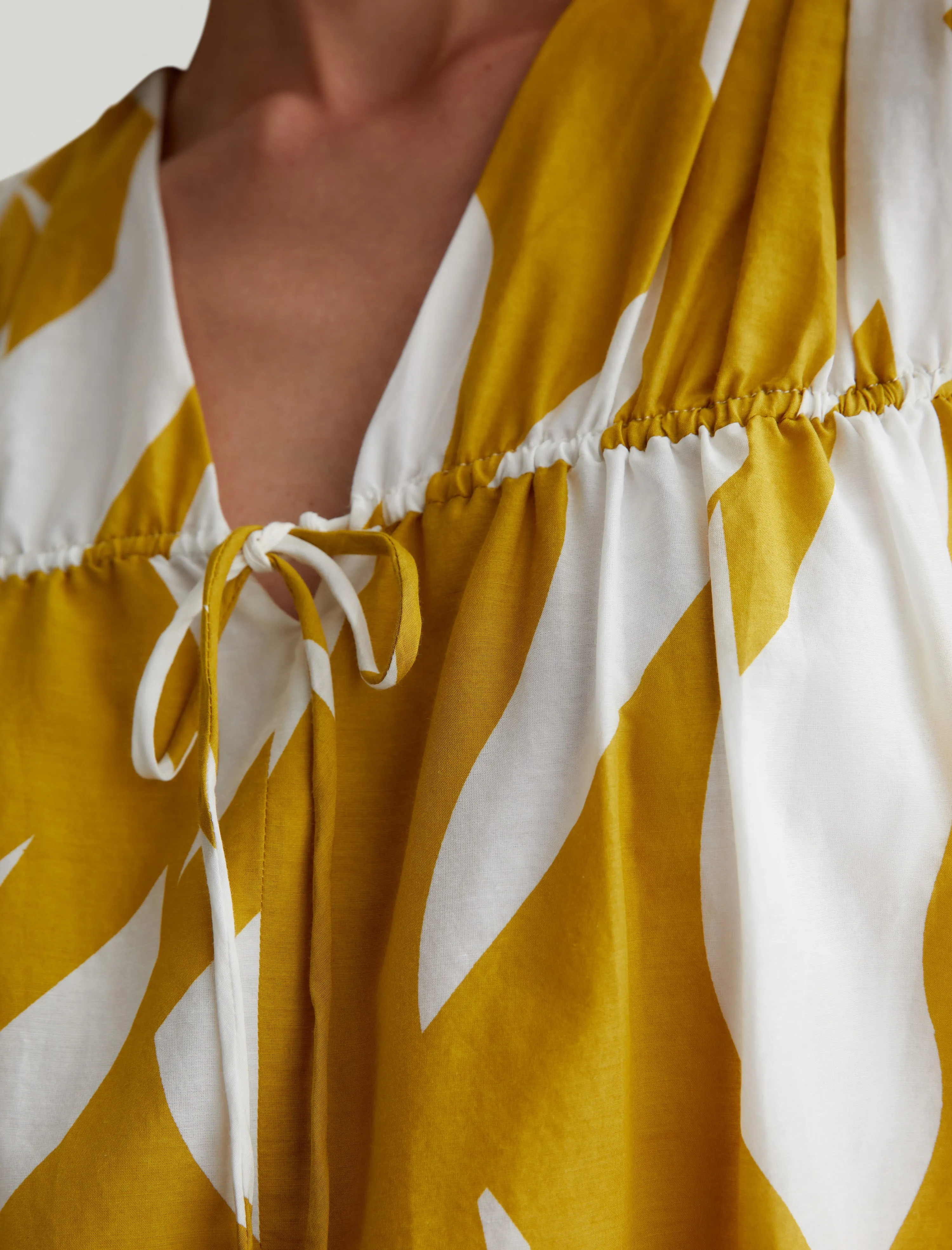 Ariella sold by Adriano Goldschmied product image thumbnail 5