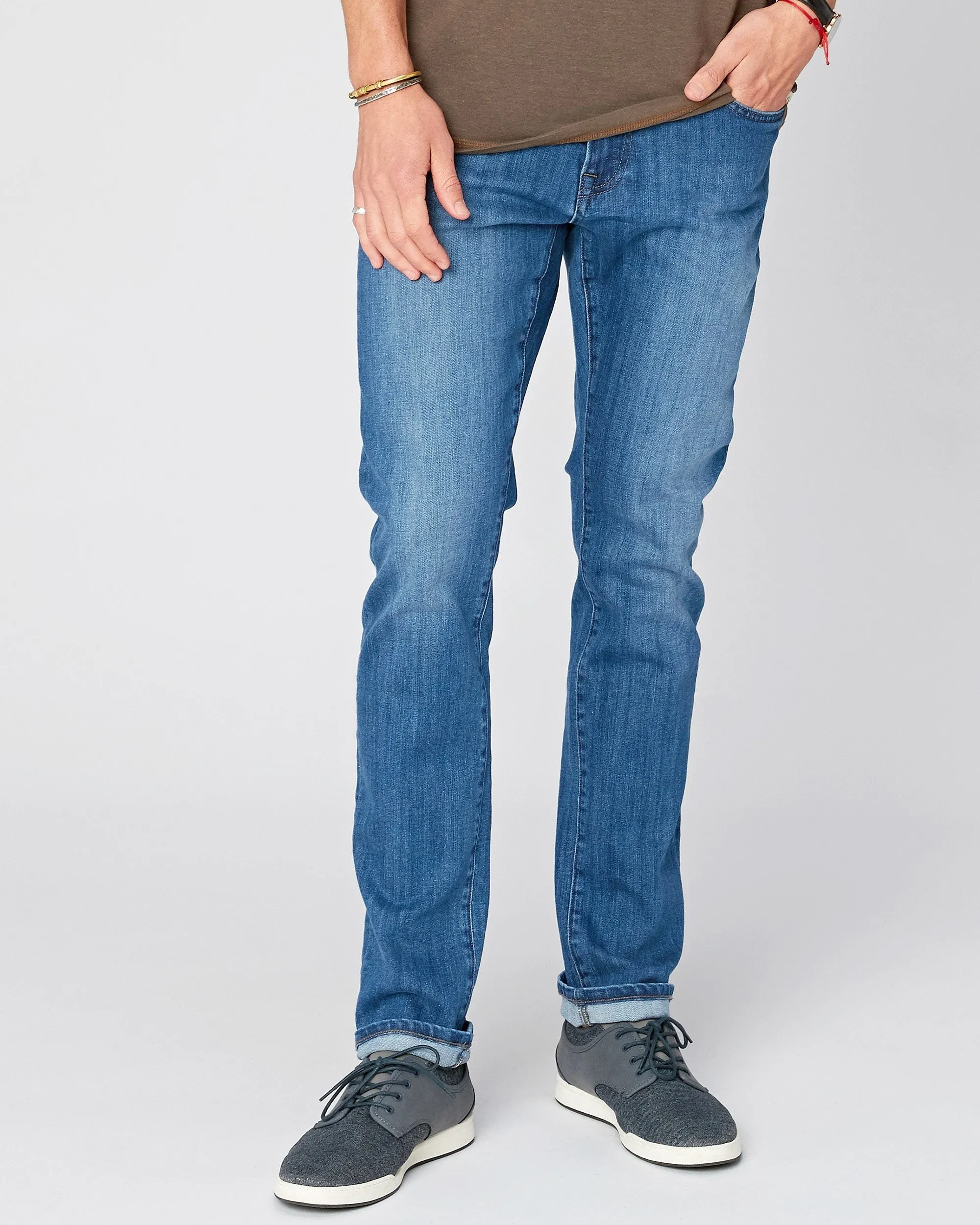 Rocker Mojave sold by Agave