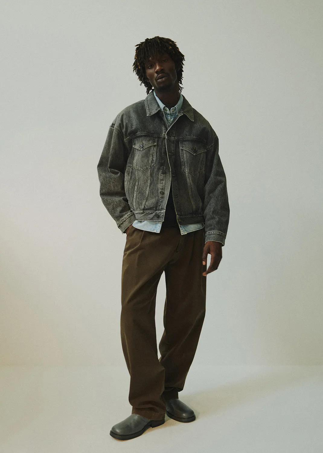 Slater Trouser in Varnish sold by Agolde