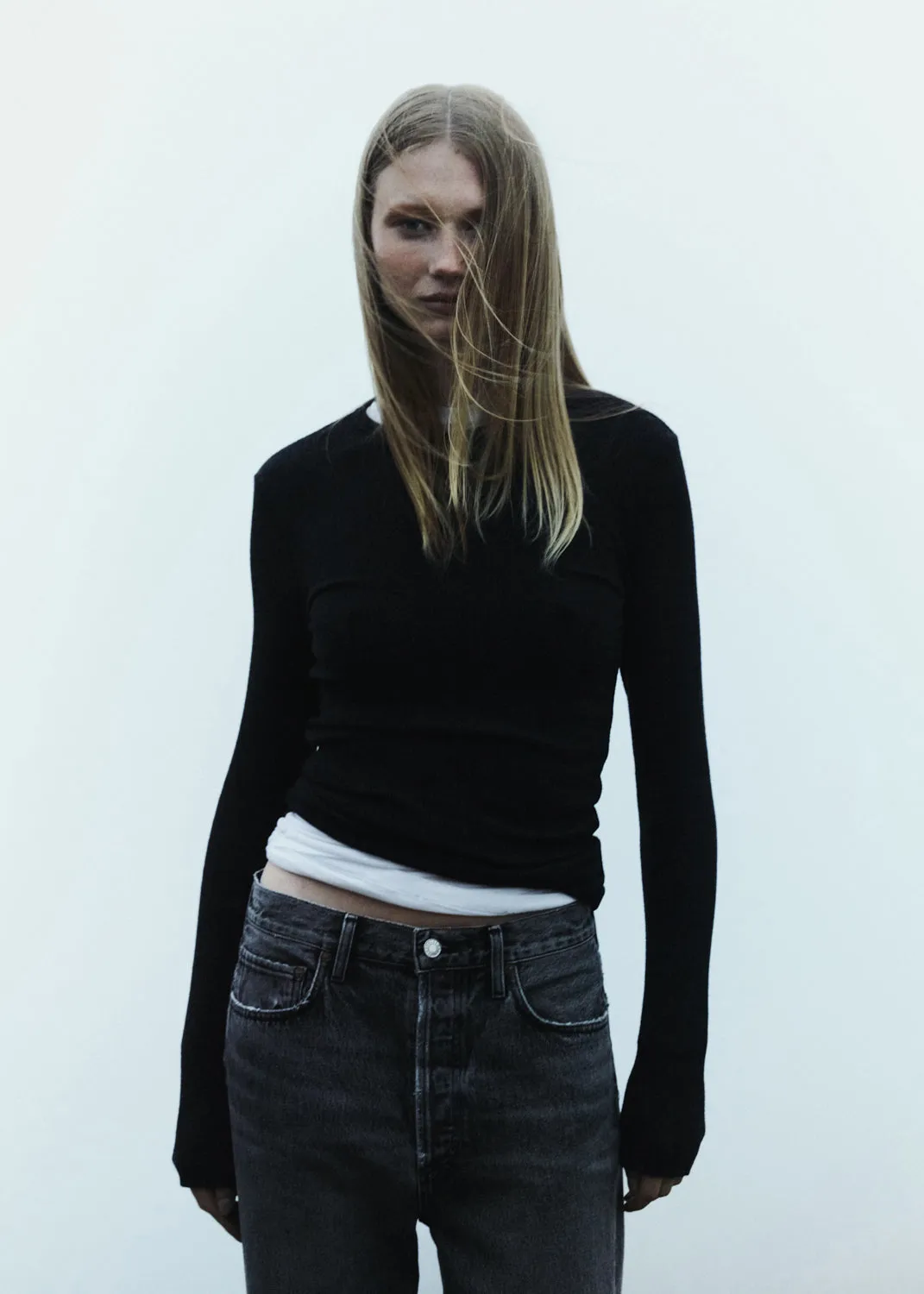 Delphi Slim Tee in Katniss sold by Agolde