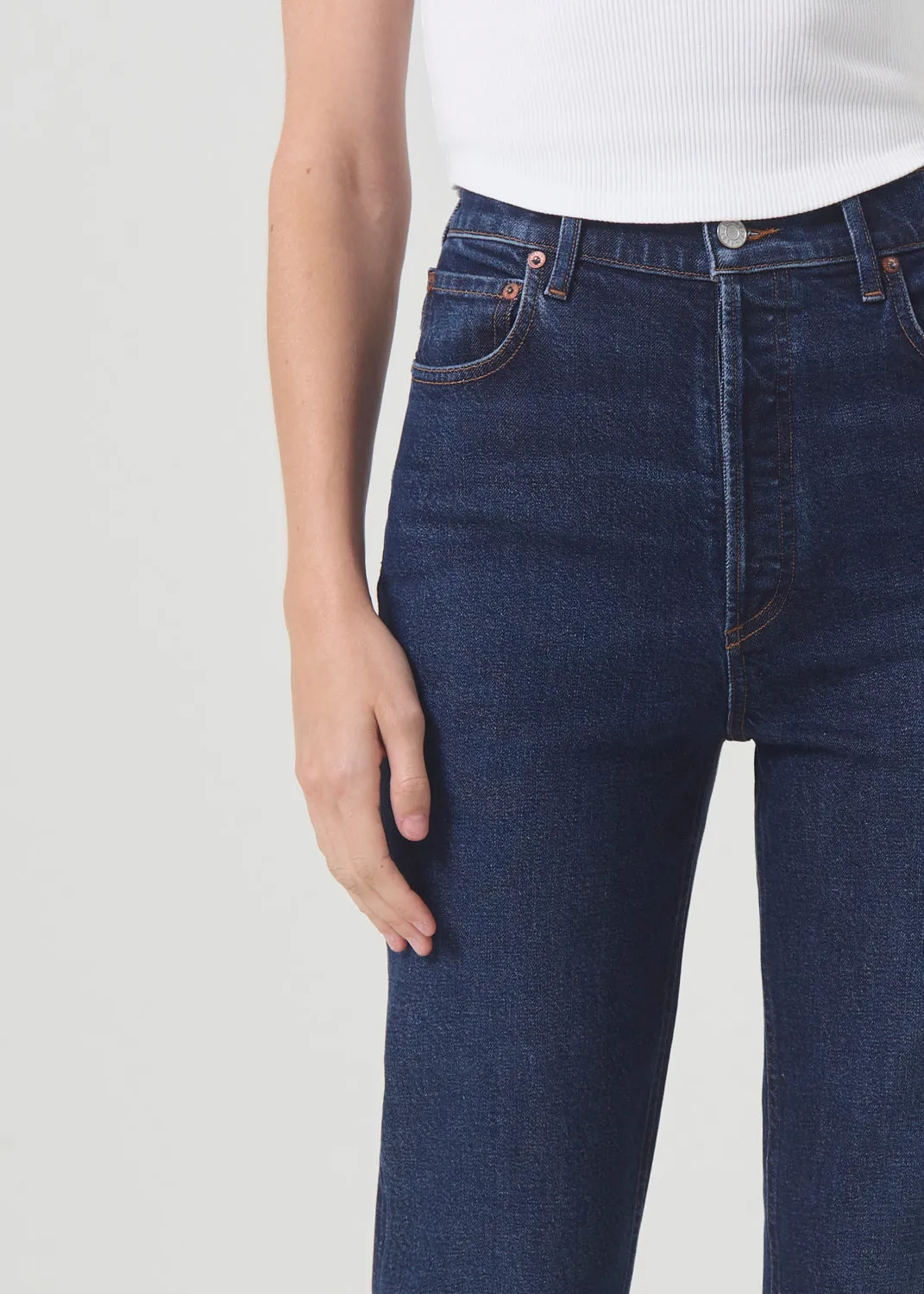 Freya High Rise Slim (Stretch) in Divided sold by Agolde product image thumbnail 5