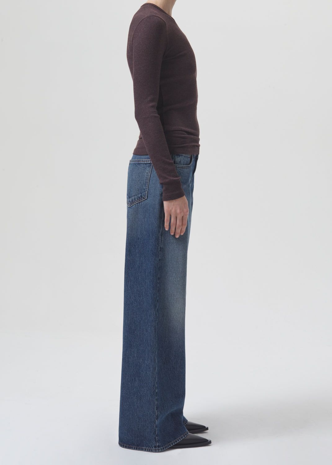 Delphi Slim Tee in Fox sold by Agolde product image thumbnail 3