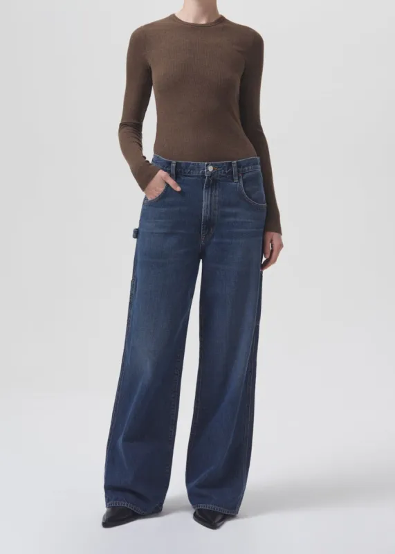 Delphi Slim Tee in Shroom sold by Agolde