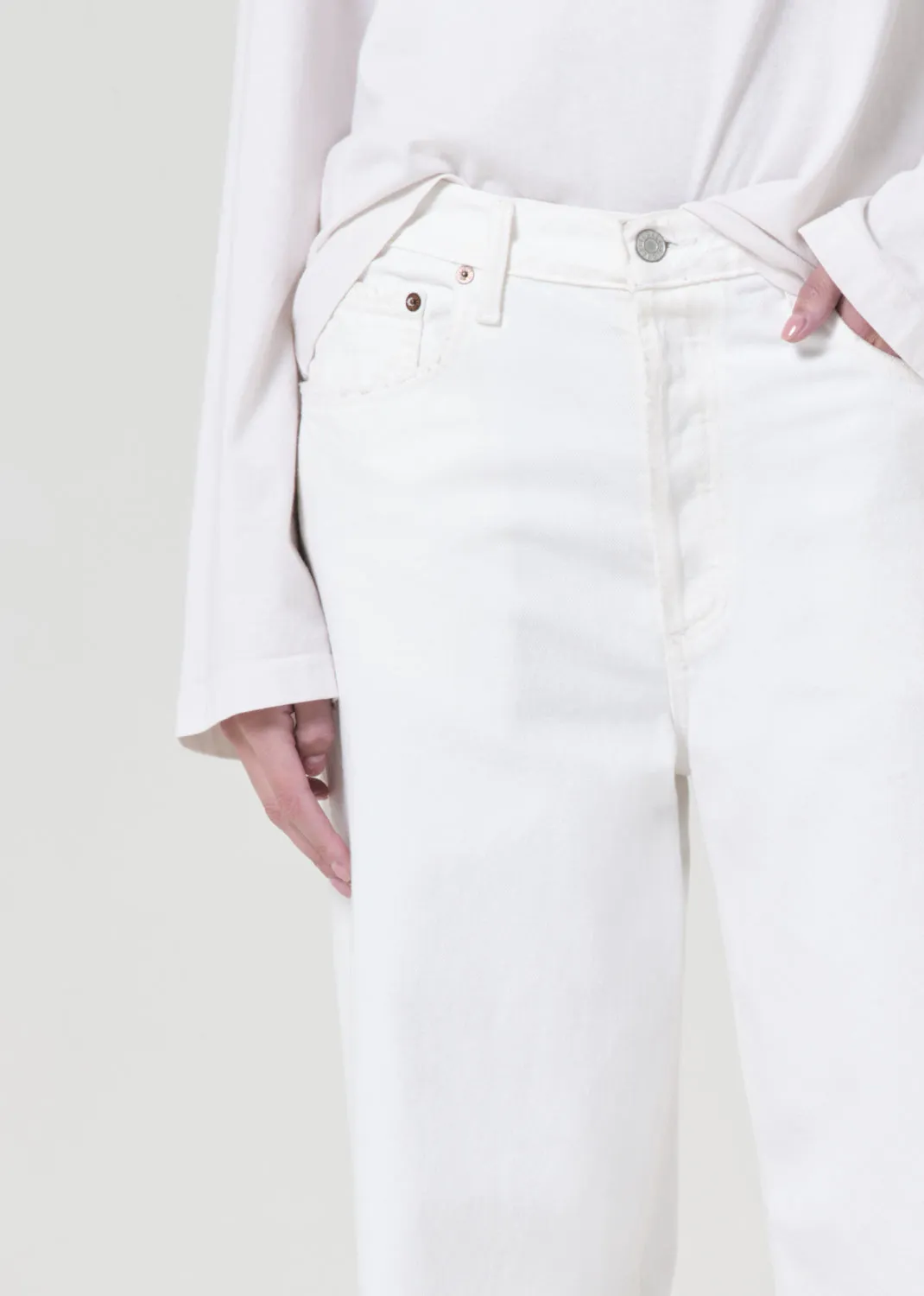 Low Slung Baggy 30.5" in Milkshake sold by Agolde product image thumbnail 5