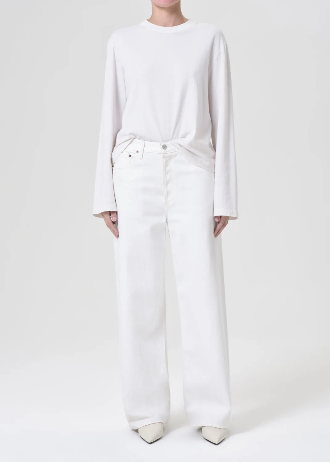 Low Slung Baggy 30.5" in Milkshake sold by Agolde