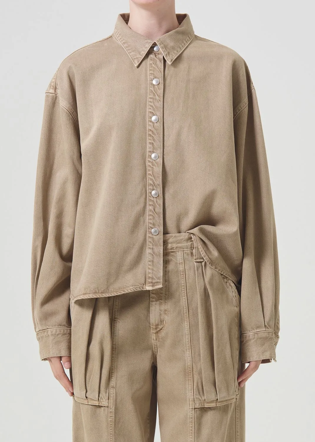 Aiden High Low Shirt in Root Beer sold by Agolde