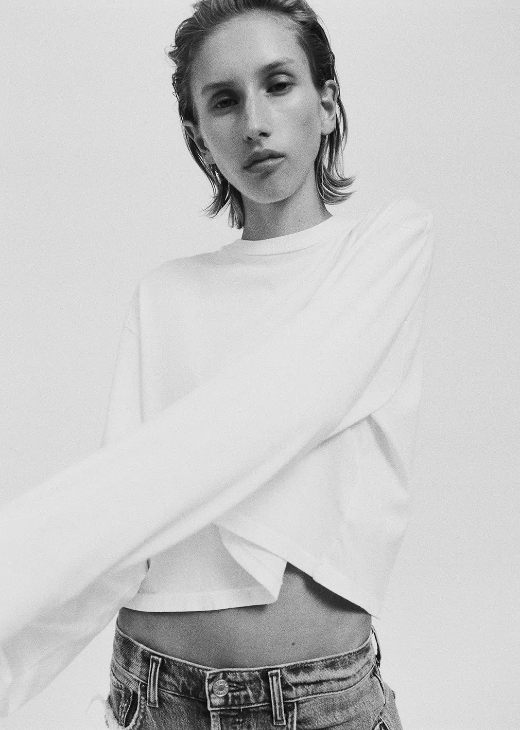 Mason Crop Tee in White sold by Agolde product image thumbnail 2