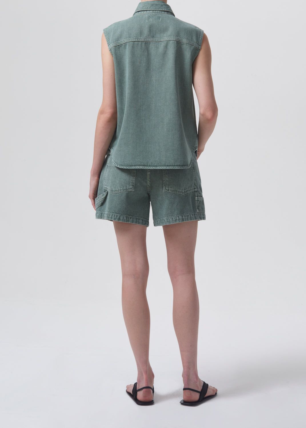 Magda Short in Salamander sold by Agolde product image thumbnail 2