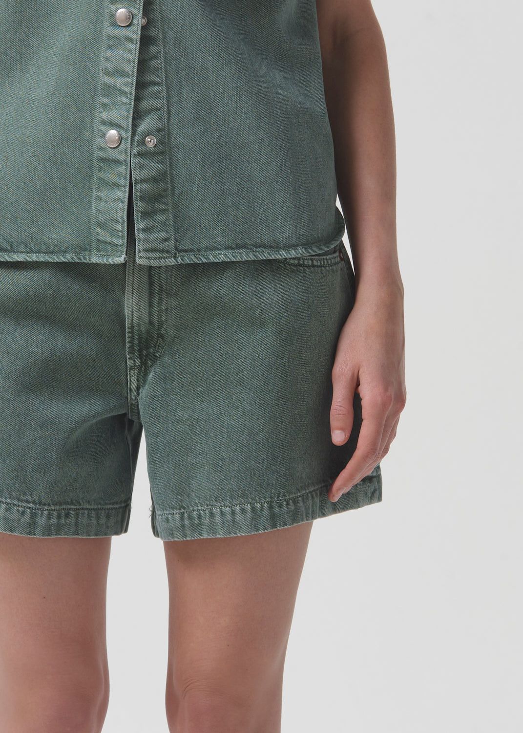 Magda Short in Salamander sold by Agolde product image thumbnail 5