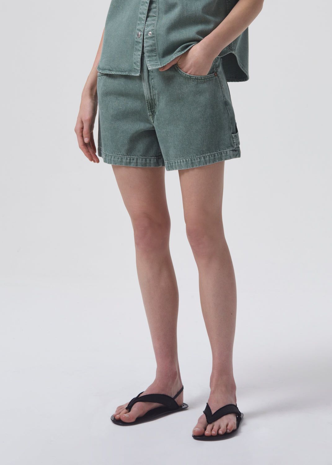 Magda Short in Salamander sold by Agolde product image thumbnail 4