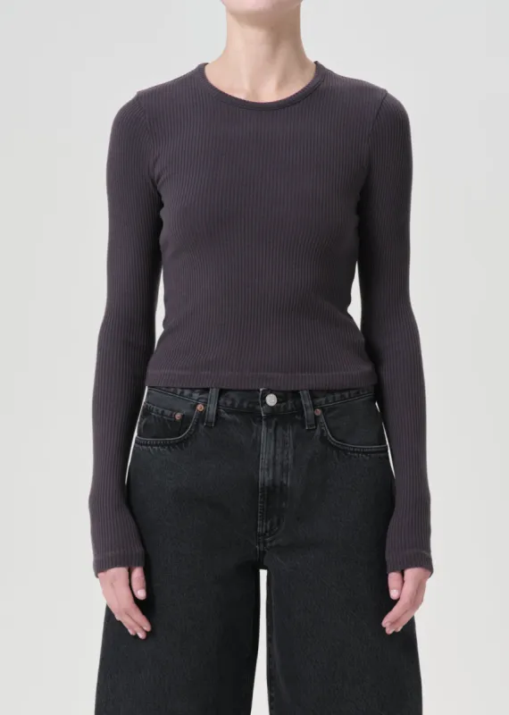Alma Shrunken Crewneck in Shade sold by Agolde