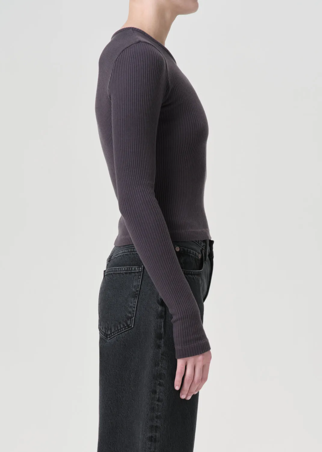 Alma Shrunken Crewneck in Shade sold by Agolde product image thumbnail 3