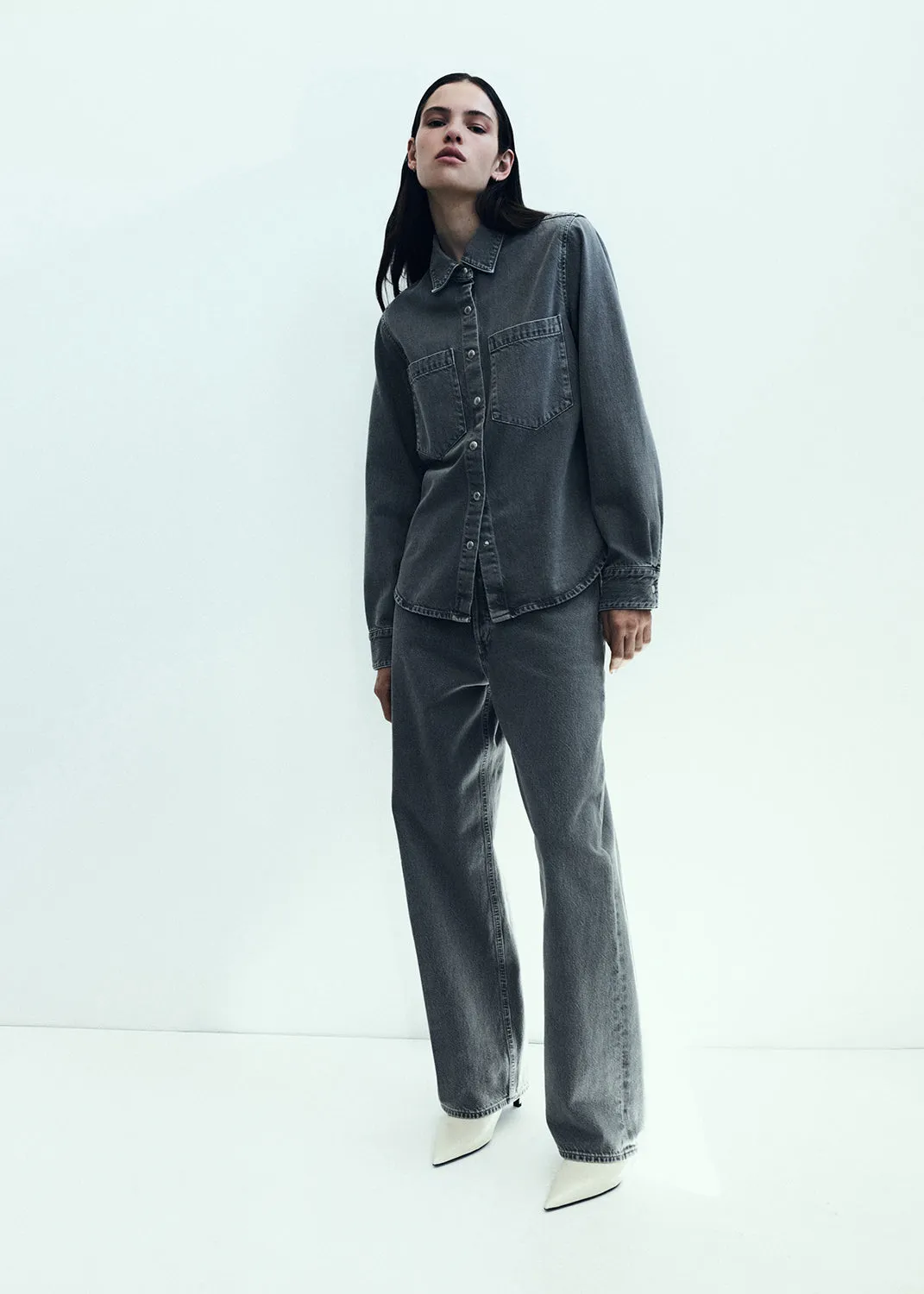 Low Slung Baggy 30.5" in Dollar sold by Agolde