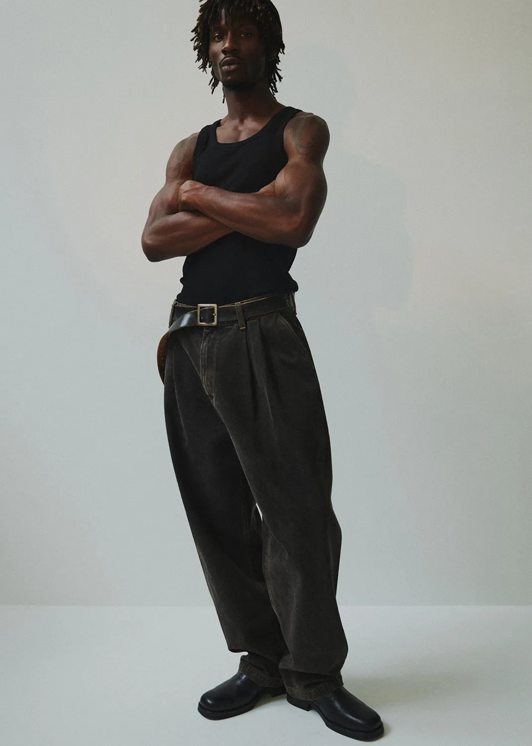 Slater Trouser in Umber sold by Agolde