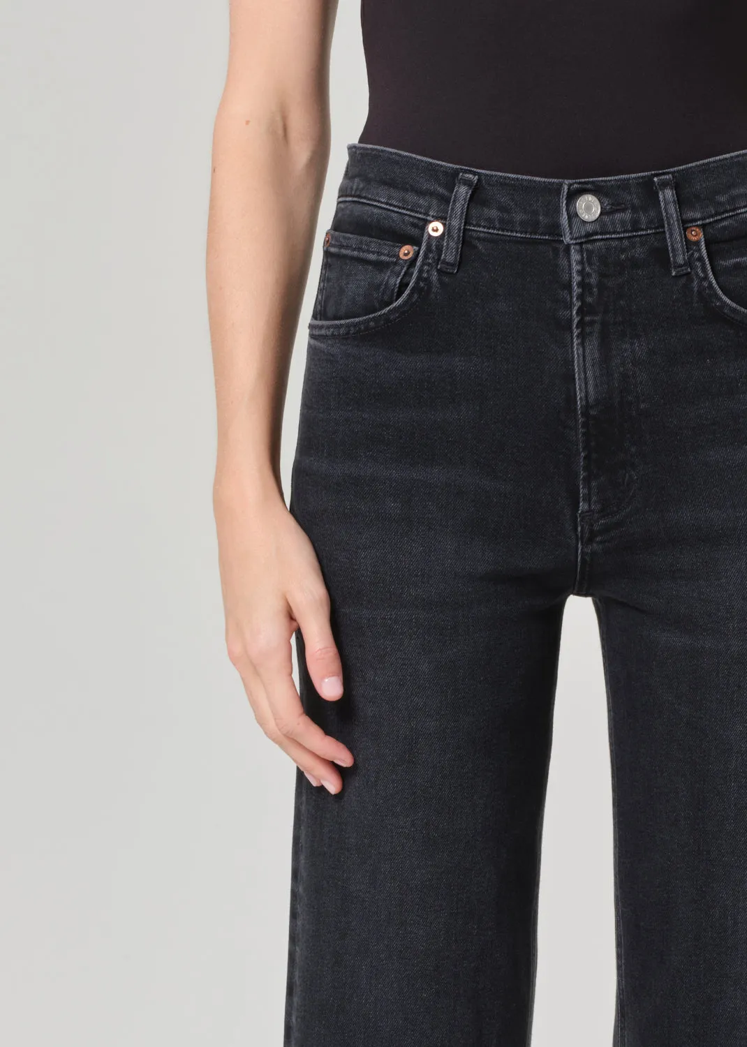 Ren Jean Petite 25" (Weightless Stretch) in Hush sold by Agolde product image thumbnail 5