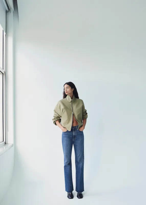 Leena Jean in Placebo sold by Agolde