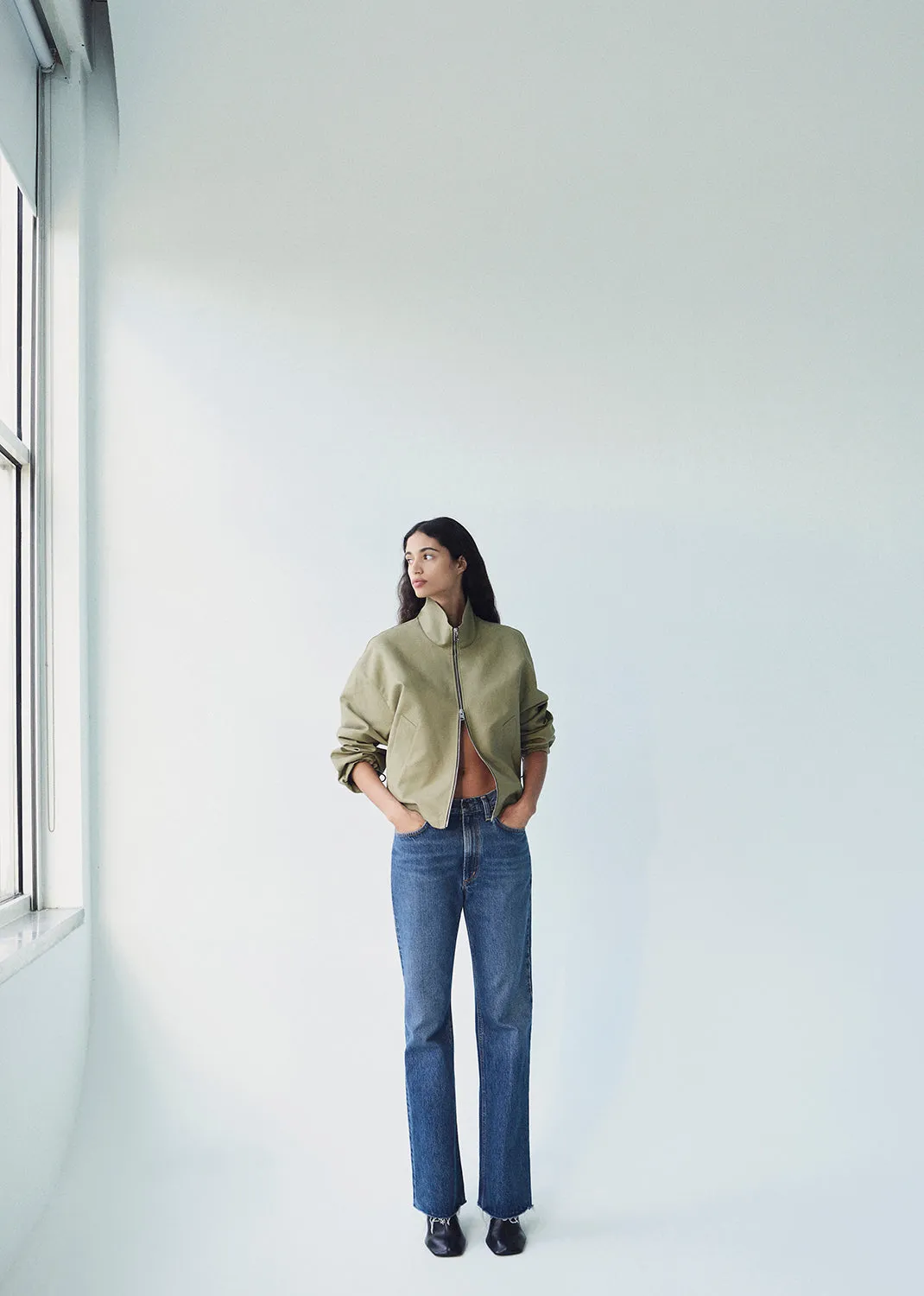 Leena Jean in Placebo sold by Agolde