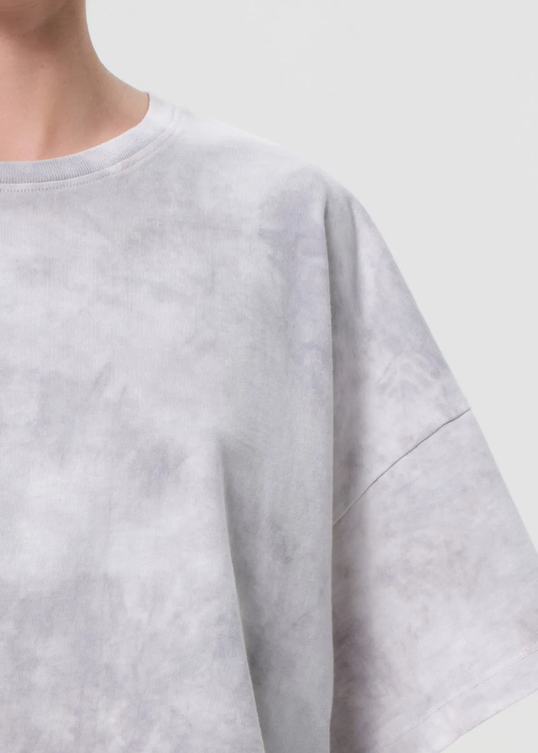 Arli Oversized Cropped Tee in Turbine sold by Agolde product image thumbnail 5