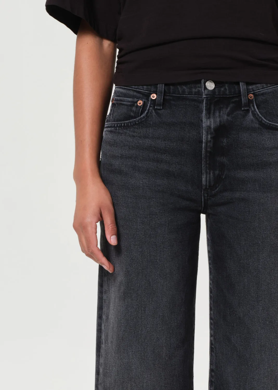 Harper Straight Jean (Weightless Stretch) in Radius sold by Agolde product image thumbnail 5