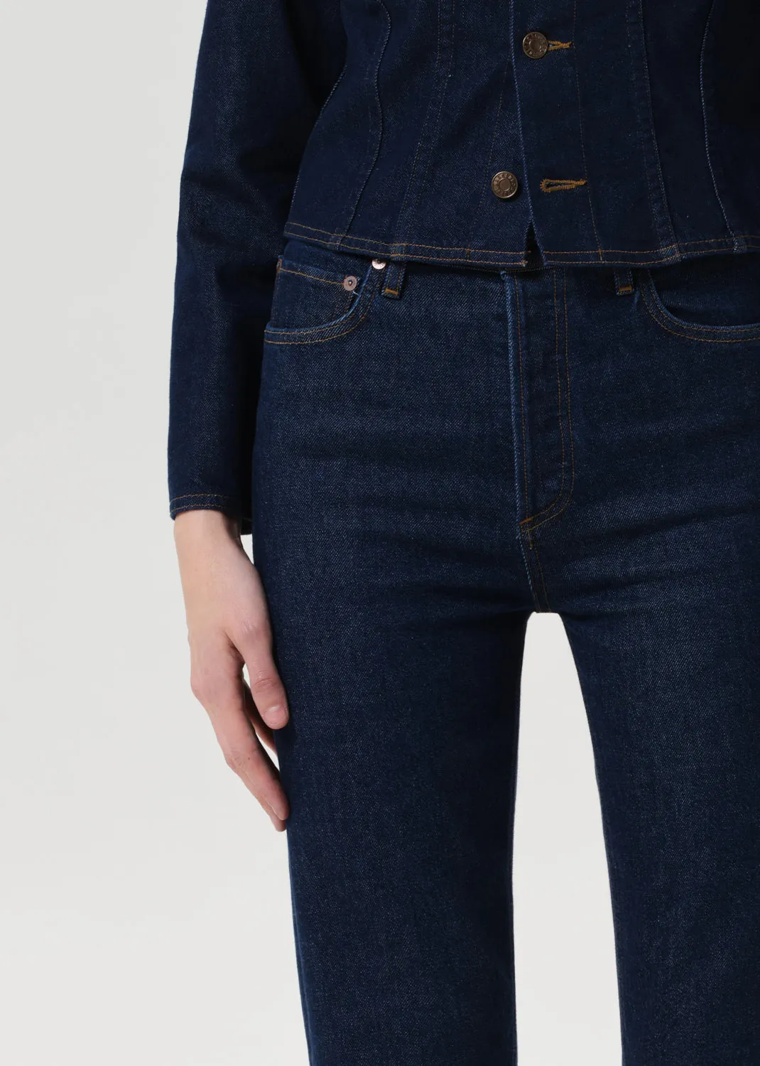 90's Pinch Waist Crop (Comfort Stretch) in Reissue sold by Agolde product image thumbnail 5