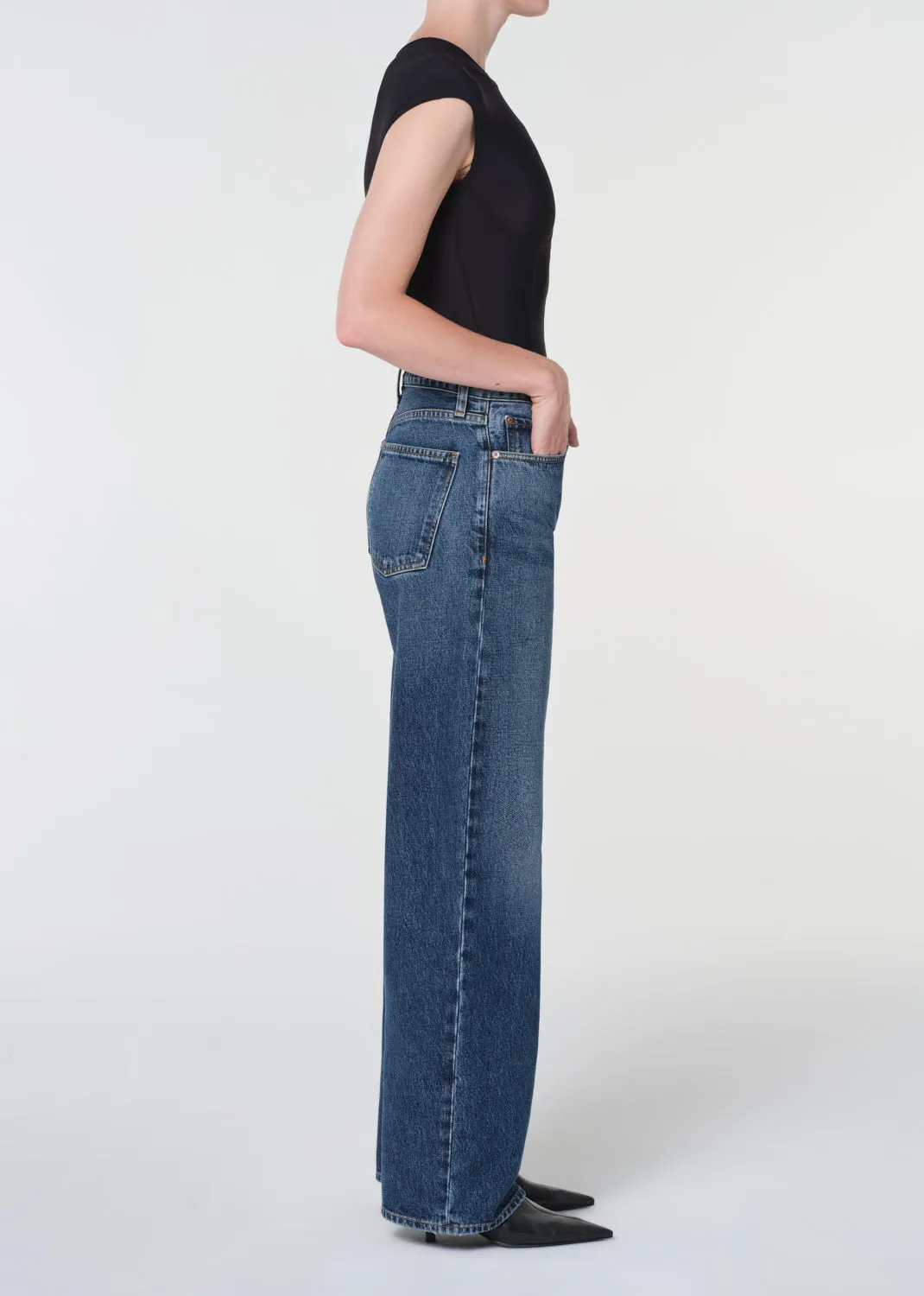 Arc Jean 32" in Shortwave sold by Agolde product image thumbnail 3