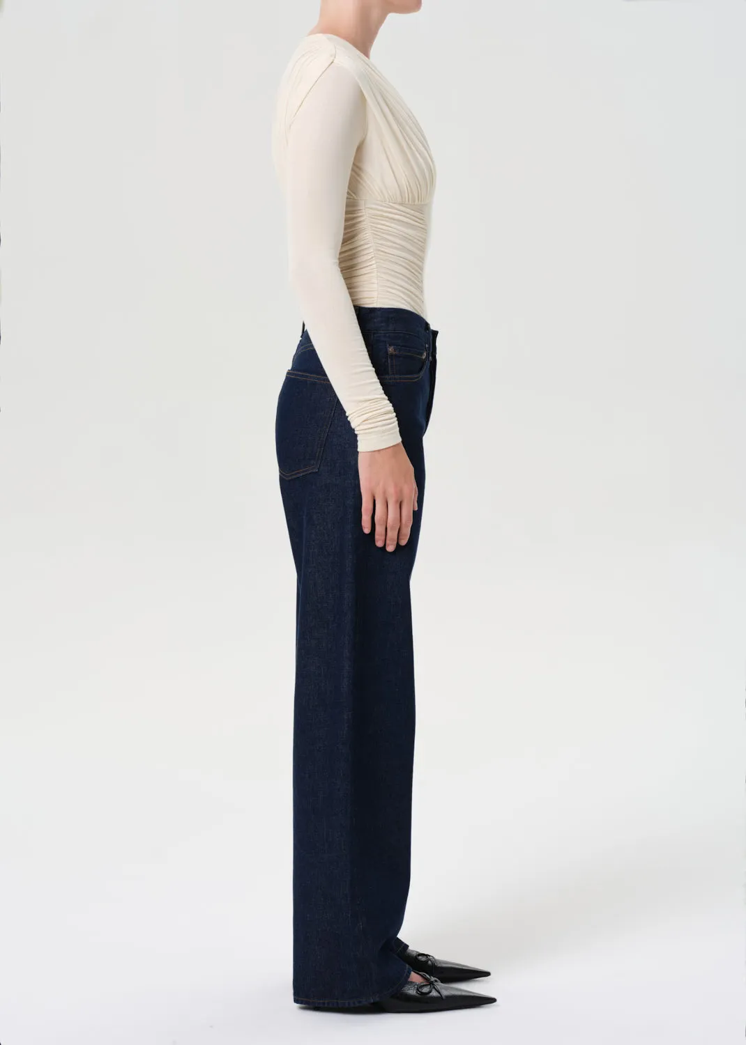 Arc Jean 32" in Rinse sold by Agolde product image thumbnail 3