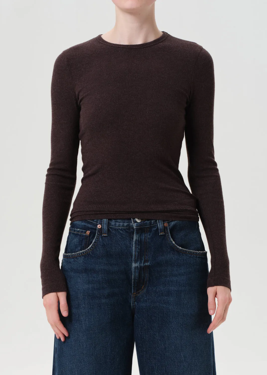 Delphi Slim Tee in Root sold by Agolde