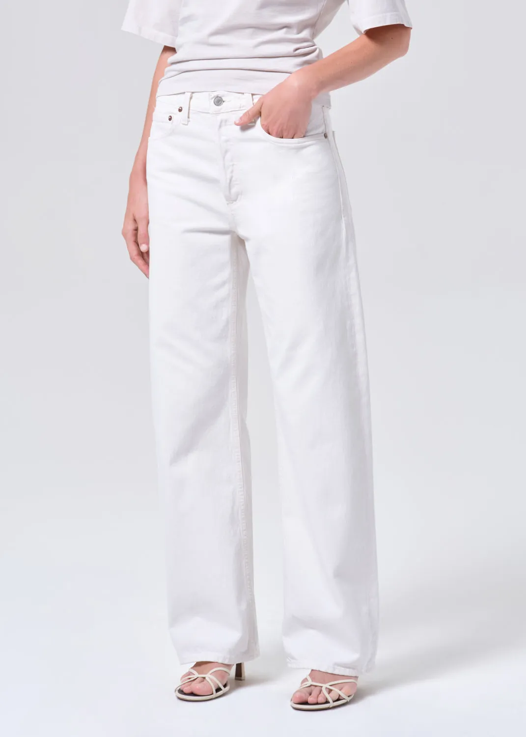 Arc Jean 32" in Chalk White sold by Agolde product image thumbnail 4