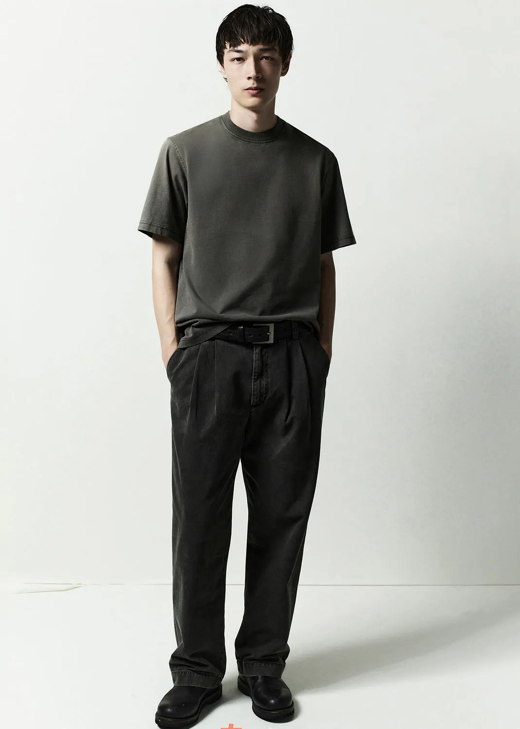 Slater Trouser in Gravel sold by Agolde