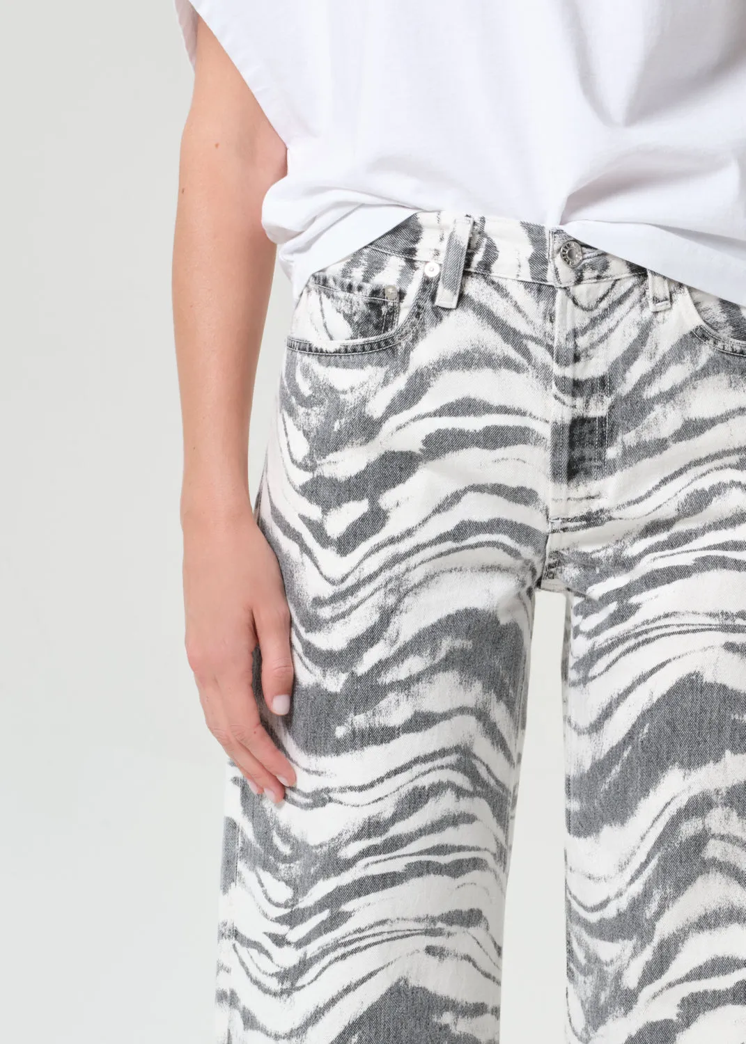 Arc Jean 32" in Quiver sold by Agolde product image thumbnail 5