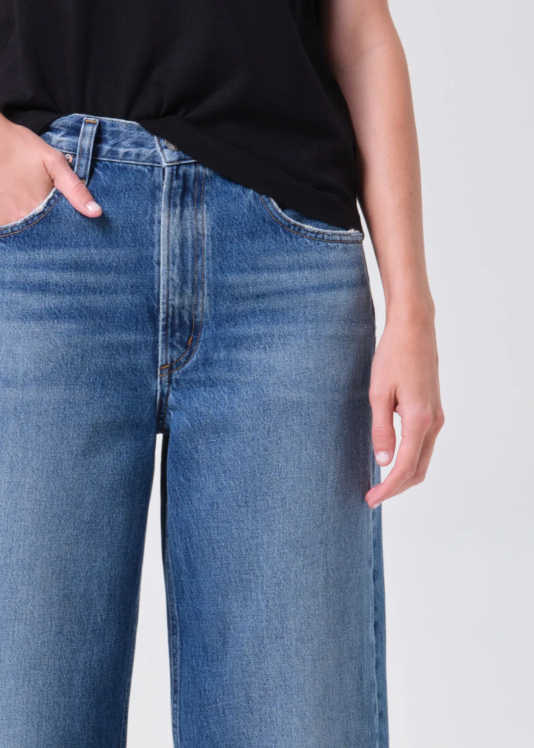 Low Curve Jean in Chapter (Cocoincashmere Exclusive) sold by Agolde product image thumbnail 5