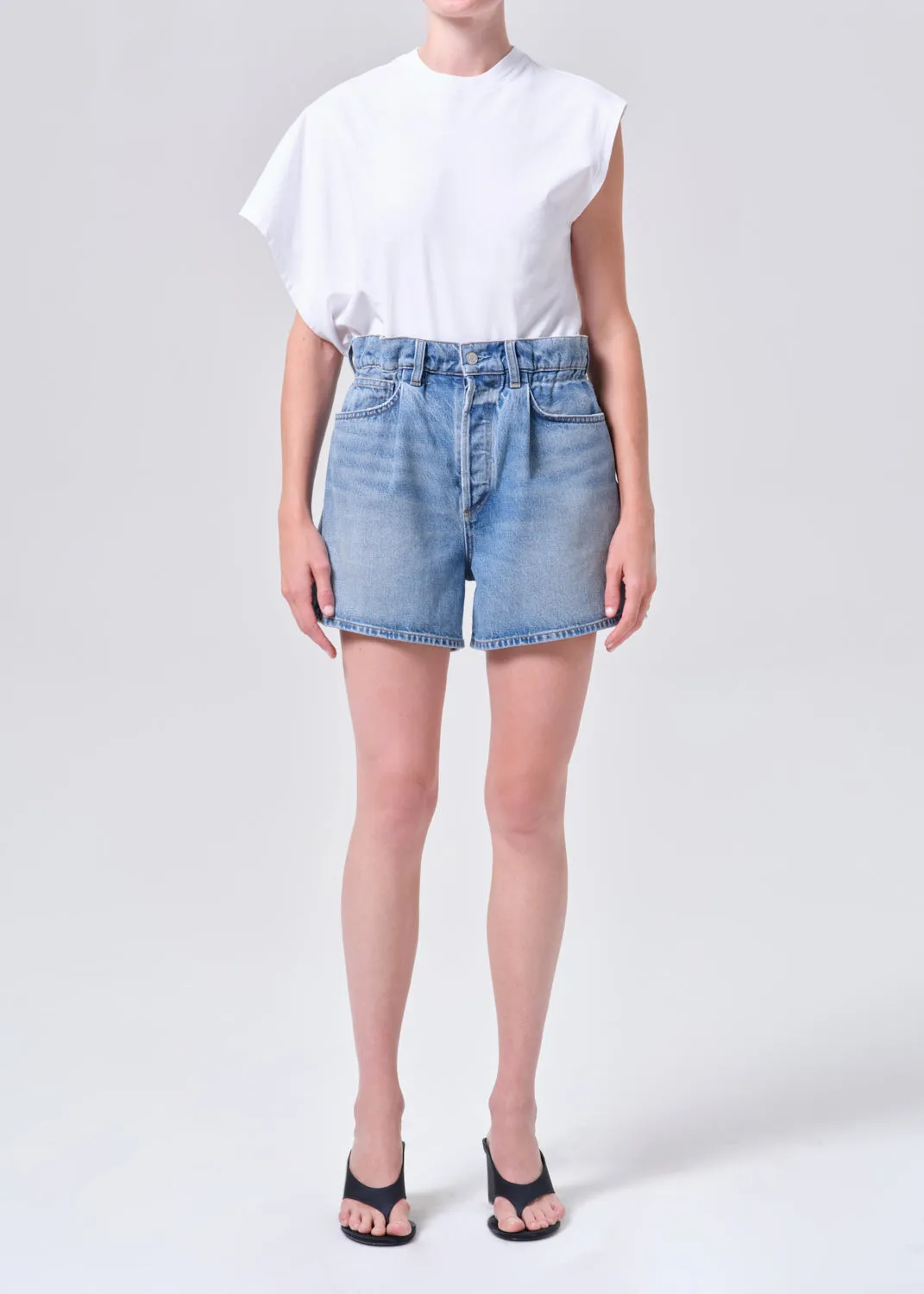 Lyonne Short in Outbreak sold by Agolde