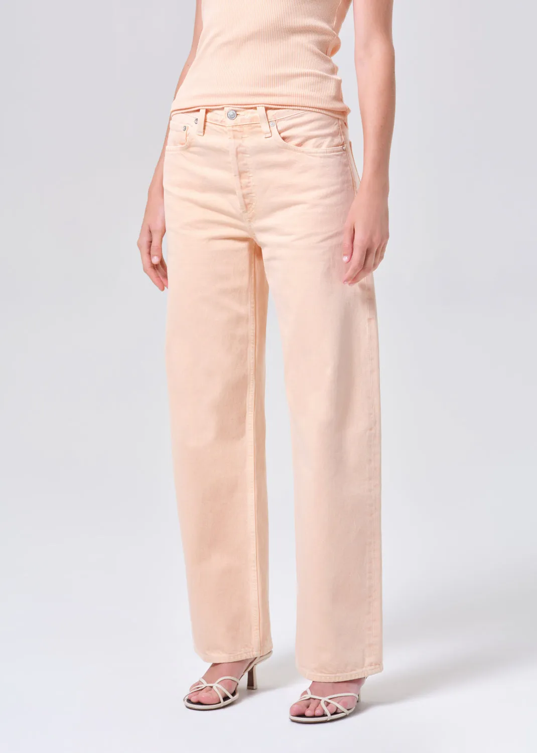 Arc Jean 32" in Sun Filter sold by Agolde product image thumbnail 4