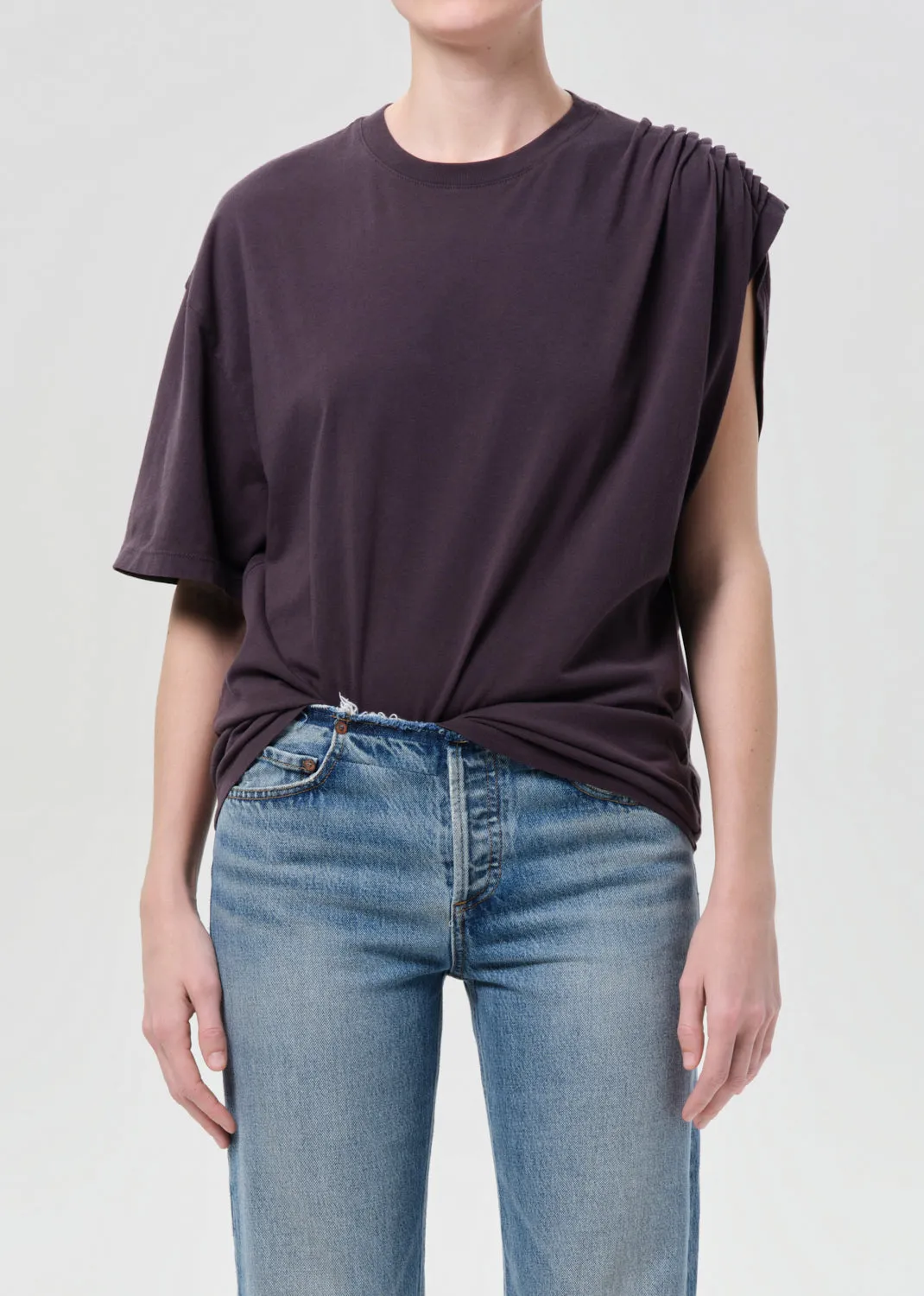 Roma T-Shirt in Shade sold by Agolde