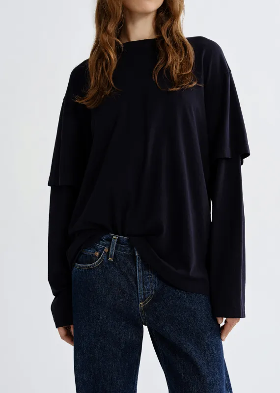 Lois Tee in Obscura made by Agolde
