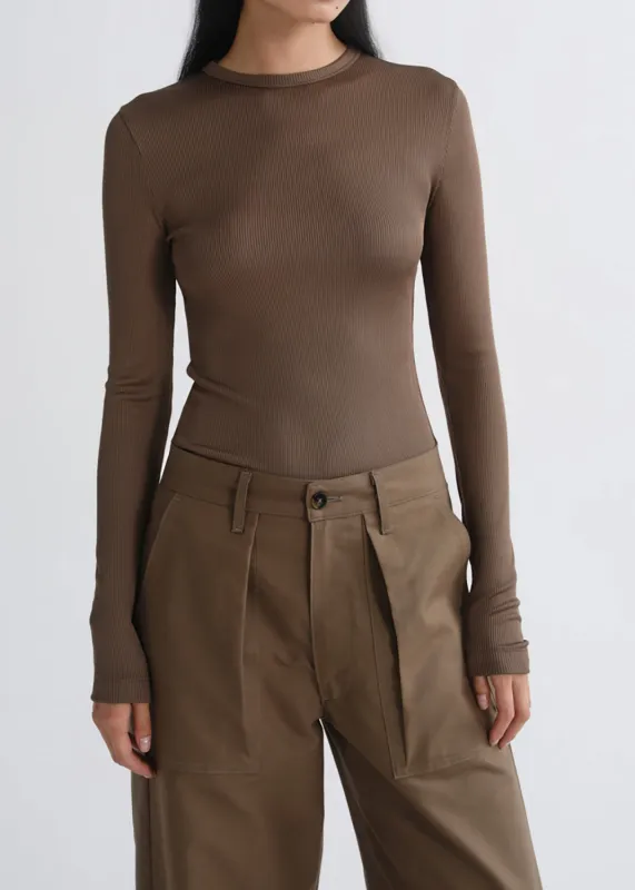 Delphi Slim Tee (Viscose) in Brunel made by Agolde