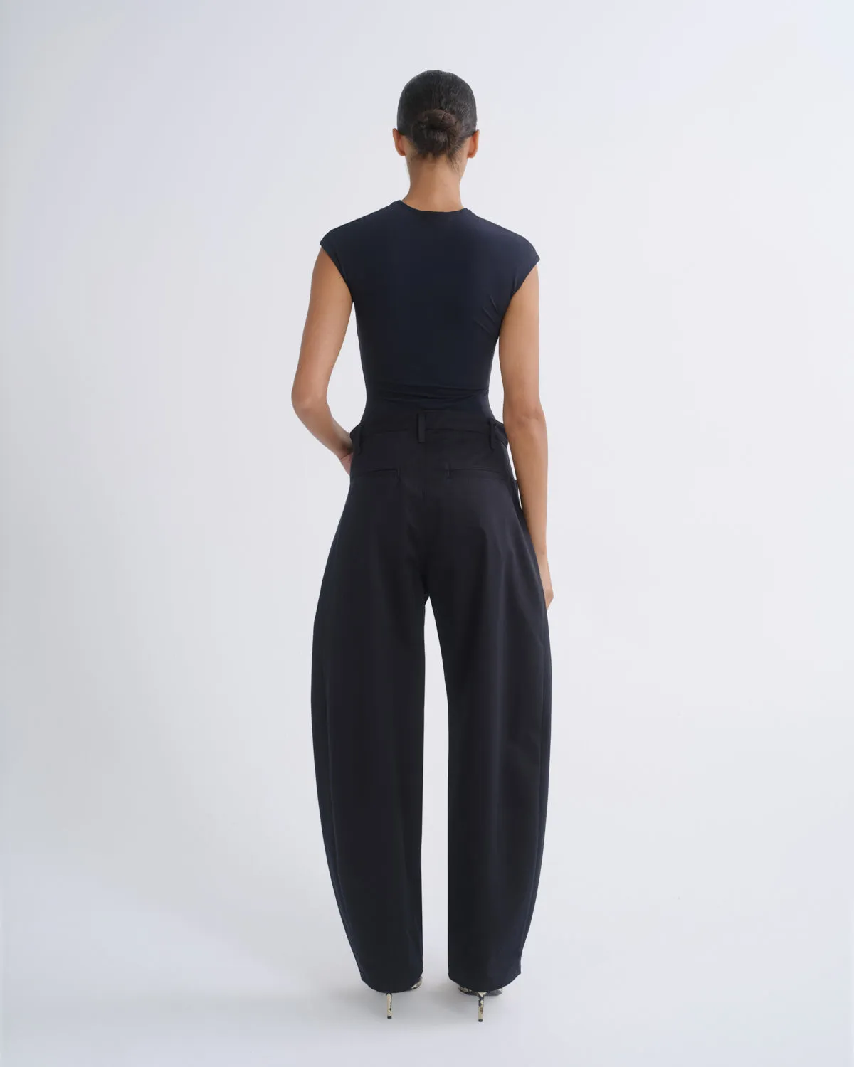 Luna Trouser in Obscura sold by Agolde product image thumbnail 2