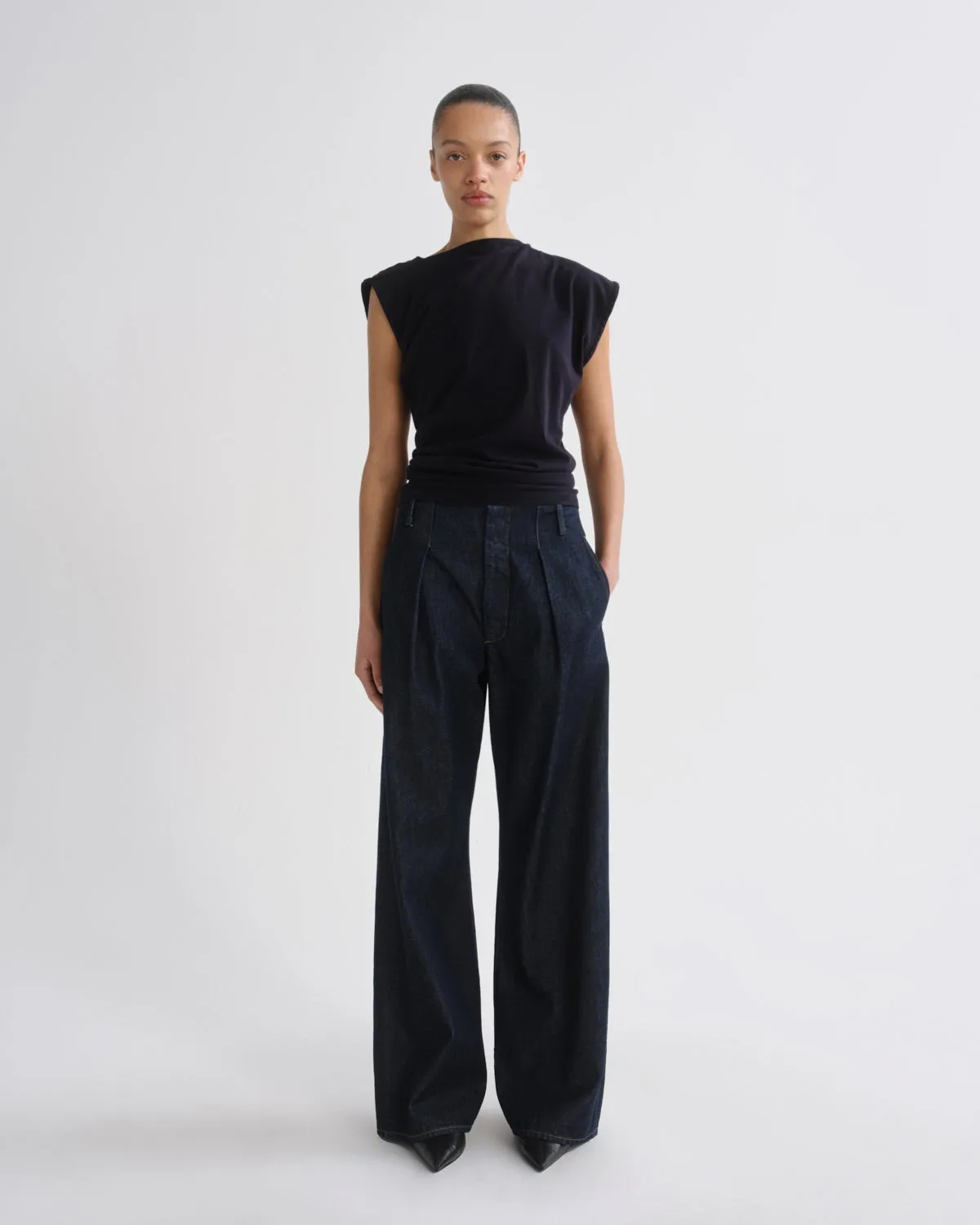Ritmo Trouser (Weightless) in Rinse sold by Agolde